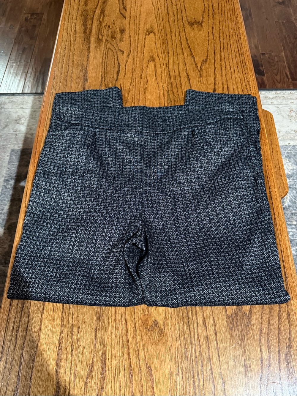Chico's‎ Black Geometric Pattern
